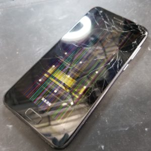 Zenfone4 液晶破損