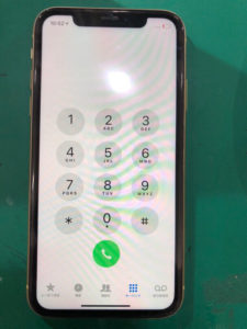 音は鳴るけど 画面は真っ暗 画面がつかなくなったiphone まだまだ復活します スマホ修理王