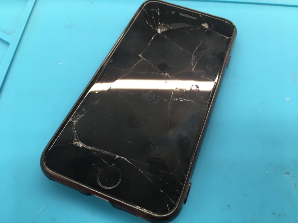 iPhone7　北千住　修理