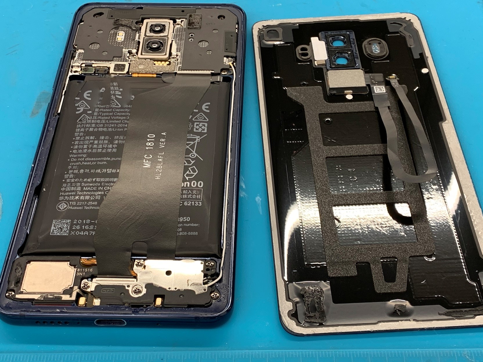 Huawei Mate10pro ケースを外したらスマホが膨らんでる バッテリー膨張その日に修理致します Tsutaya北千住店 スマホ修理王