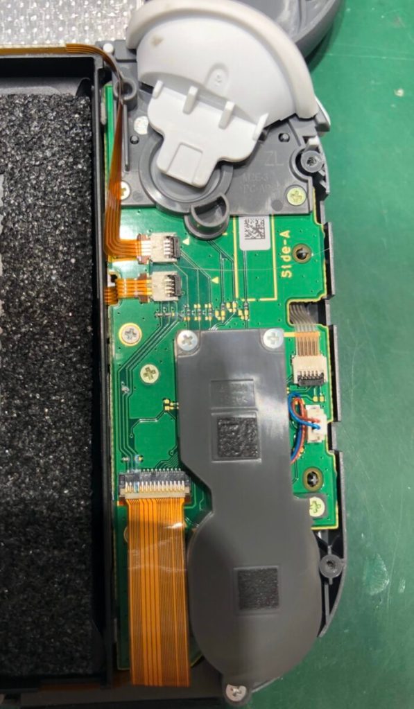 スイッチライト】スティックの動作がおかしい時の対処法と修理