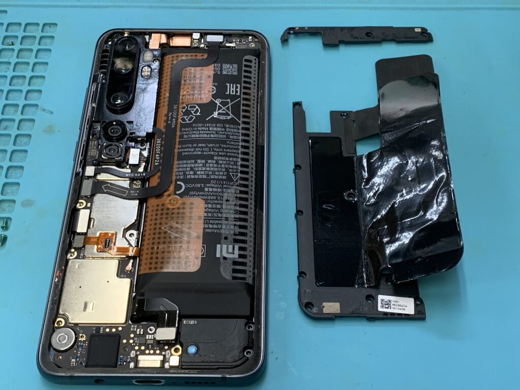 Xiaomi mi Note 10】後ろが外れそう、これってバッテリー膨張？その日 