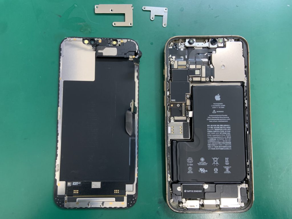 iPhone 12 miniの画面交換は高品質部品を使用するスマホ修理王へ 