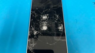 iPhone-13の画面割れ修理の概要 